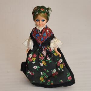 Vintage Lady Doll Collectors item in Floral dress 6.25" tall